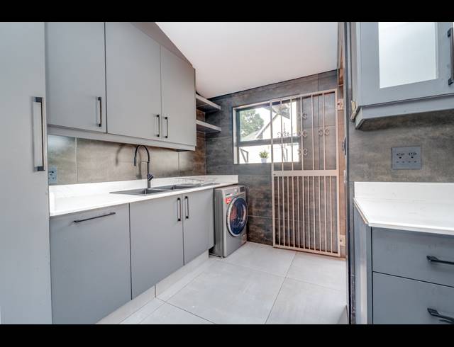 4 BEDROOM HOUSE FOR SALE IN ROBINDALE